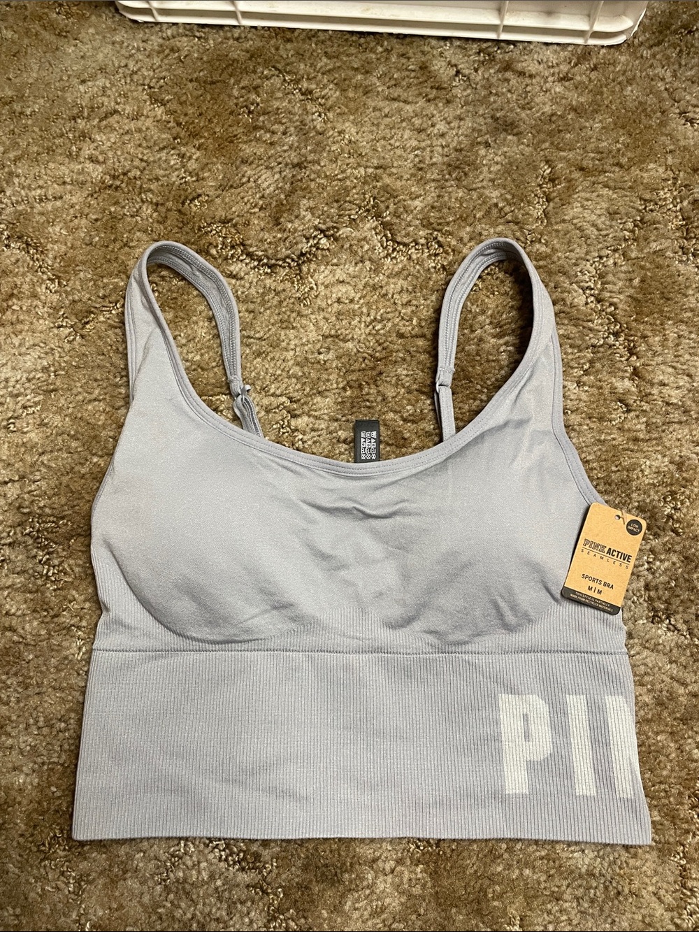 NEW! PINK Victoria’s Secret Active Seamless Lightly Lined Sports Bra Size Medium